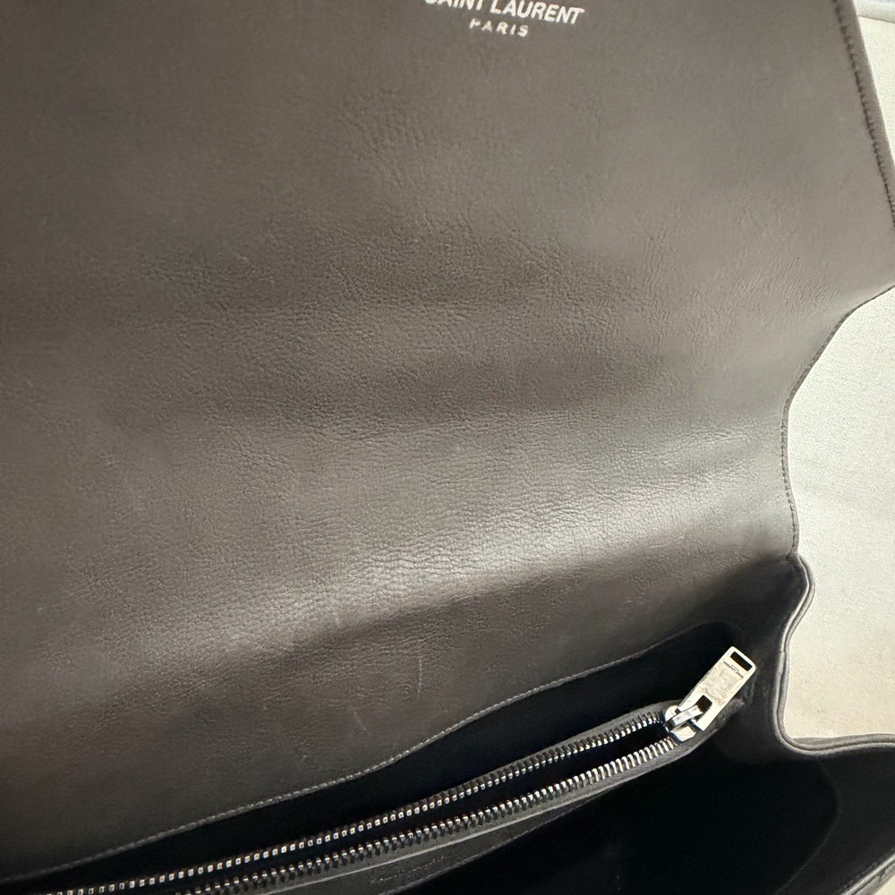 Saint Laurent Gray Chevron Quilted Leather Shoulder Bag with YSL Logo - Picture 3 of 4